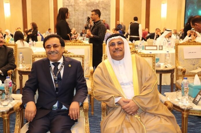 العسومي الأوضاع العالمية الراهنة وتحدياتها المتشابكة تحتم حوكمة العمل الحكومي (3)