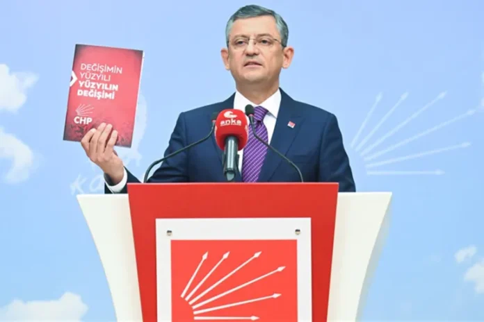 تحليل سياسي يستكشف تداعيات إعلان أوزغور أوزيل تأسيس حزب جديد، وانعكاساته على مستقبل المعارضة التركية، وموازين القوى في البرلمان، وفرص الرئيس رجب طيب أردوغان في المرحلة المقبلة.