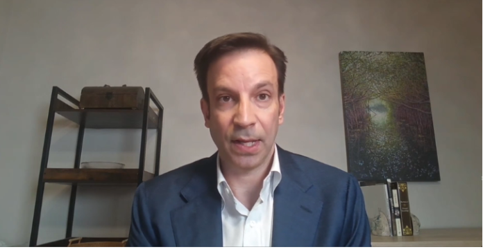 إقالات داخل «ستارز آند سترايبس» تشعل مواجهة مع البنتاغون وتثير مخاوف على استقلال الصحافة العسكرية الأمريكية. ماذا وراء القرار؟ وإلى أين تتجه الأزمة؟